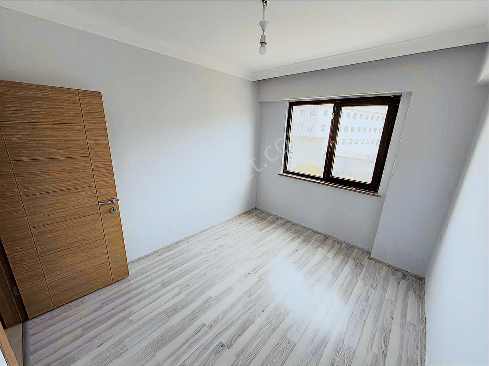 Trabzonda Manzaralı Daire - Görsel 12