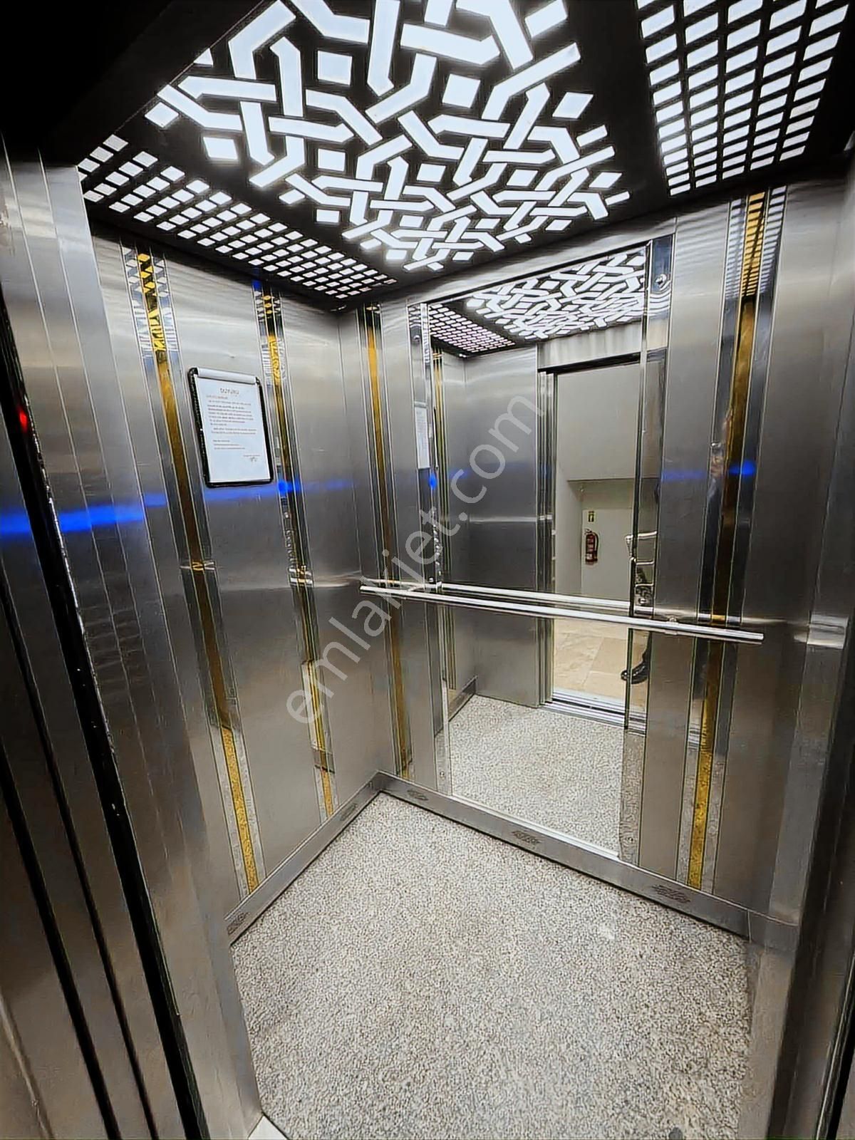 Trabzonda Manzaralı Daire - Görsel 17