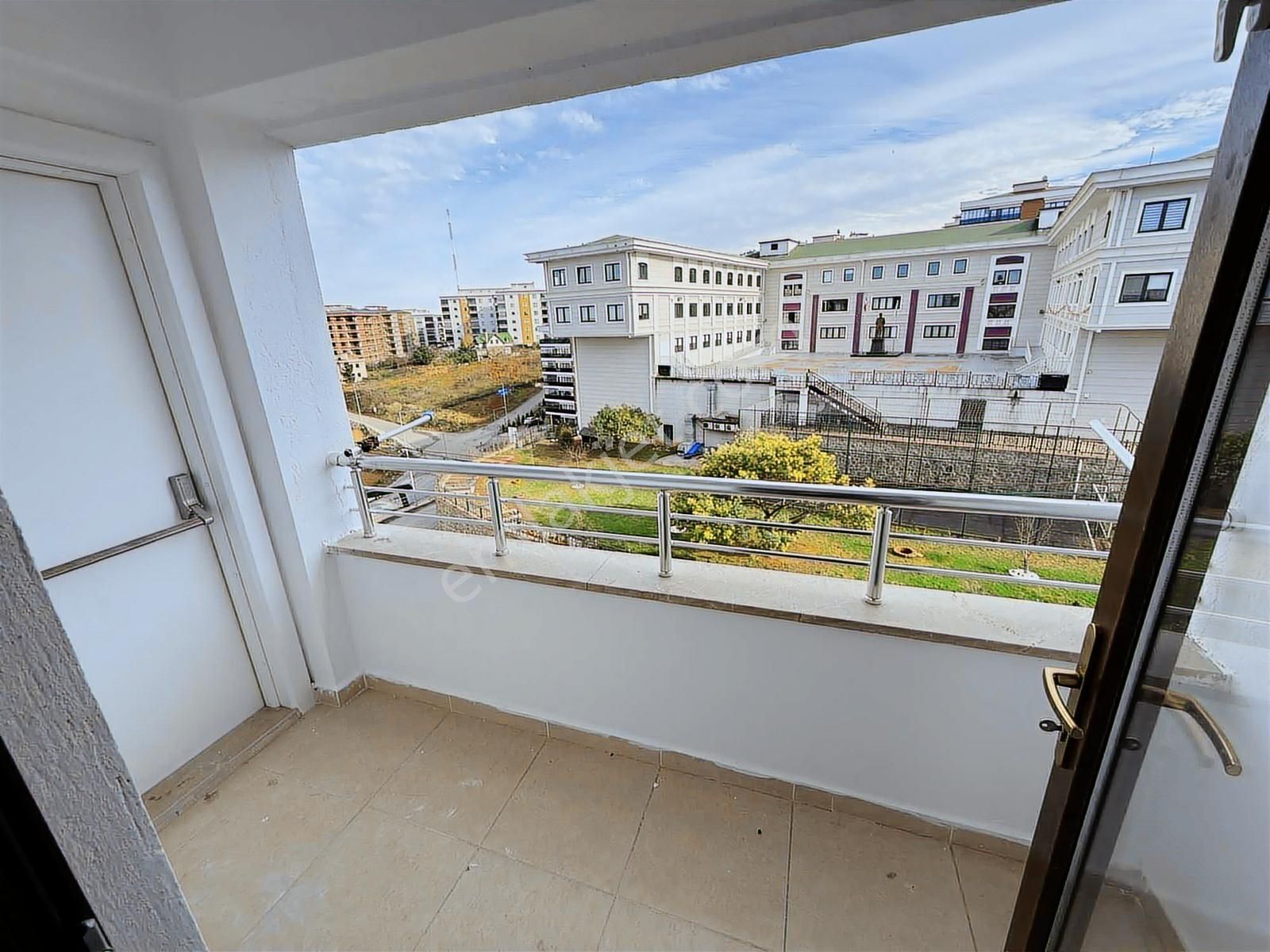 Trabzonda Manzaralı Daire - Görsel 28