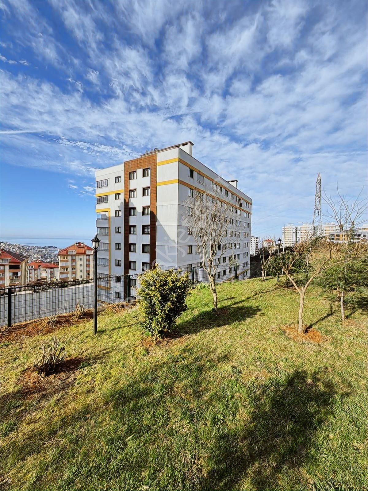 Trabzonda Manzaralı Daire - Görsel 16