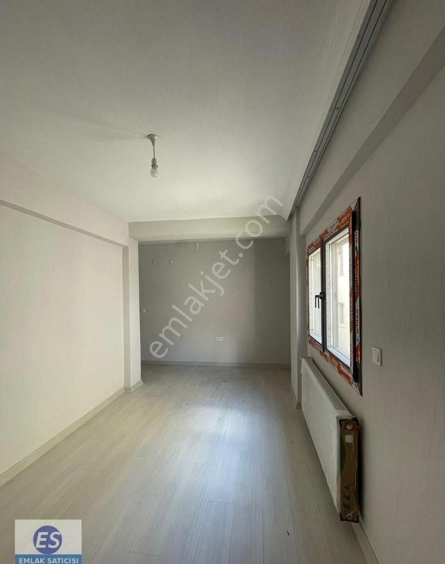 Çiğli De Kiralık 2+1 Sıfır Klimalı Doğalgazlı Asansörlü Lüks Daire - Görsel 7