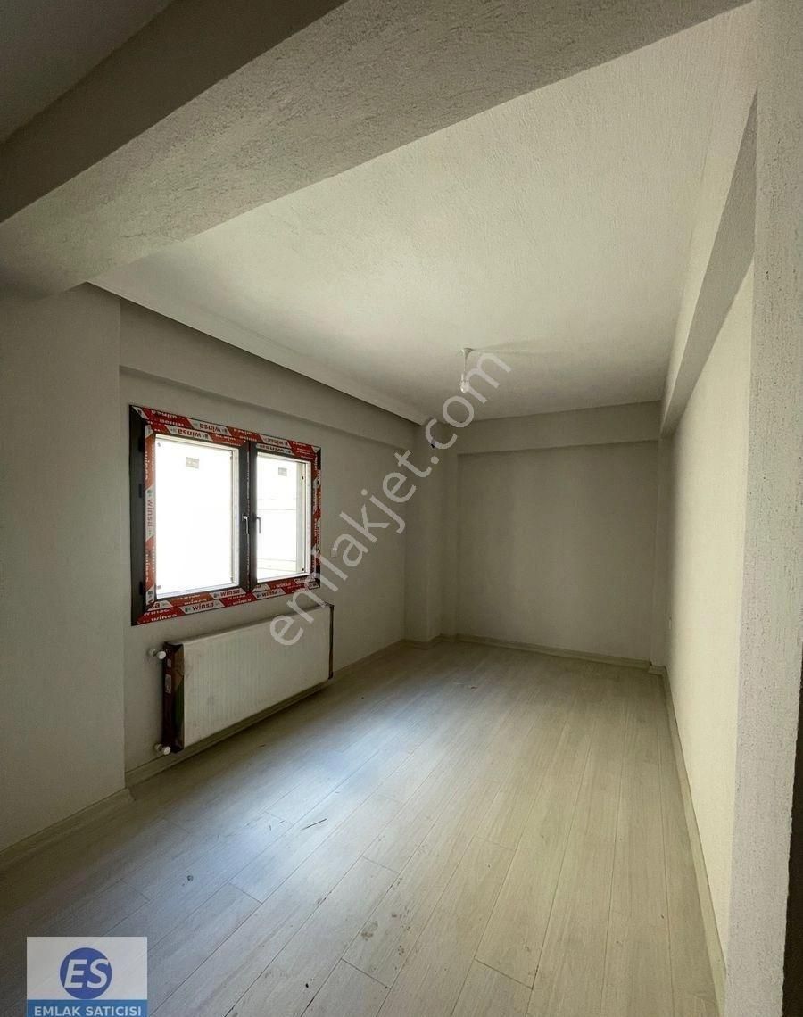 Çiğli De Kiralık 2+1 Sıfır Klimalı Doğalgazlı Asansörlü Lüks Daire - Görsel 5