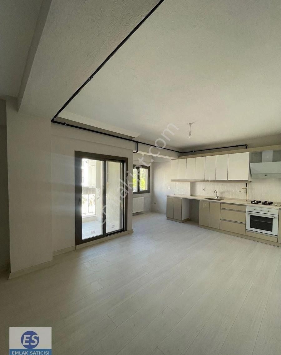 Çiğli De Kiralık Sıfır Klimalı Doğalgazlı 1+1 Daireler