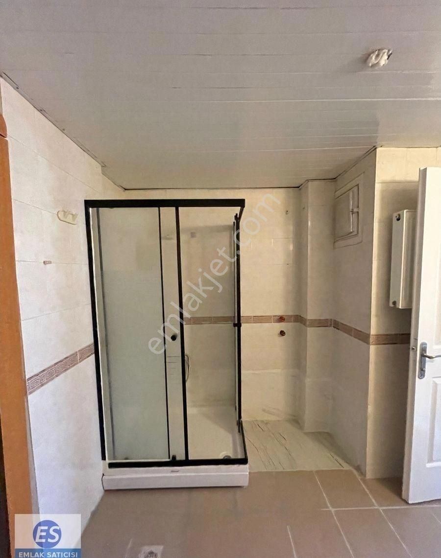 Çiğli Ataşehirde Kiralık 3+1 Doğalgazlı Otoparklı Çok Ferah Çok Geniş Daire - Görsel 2