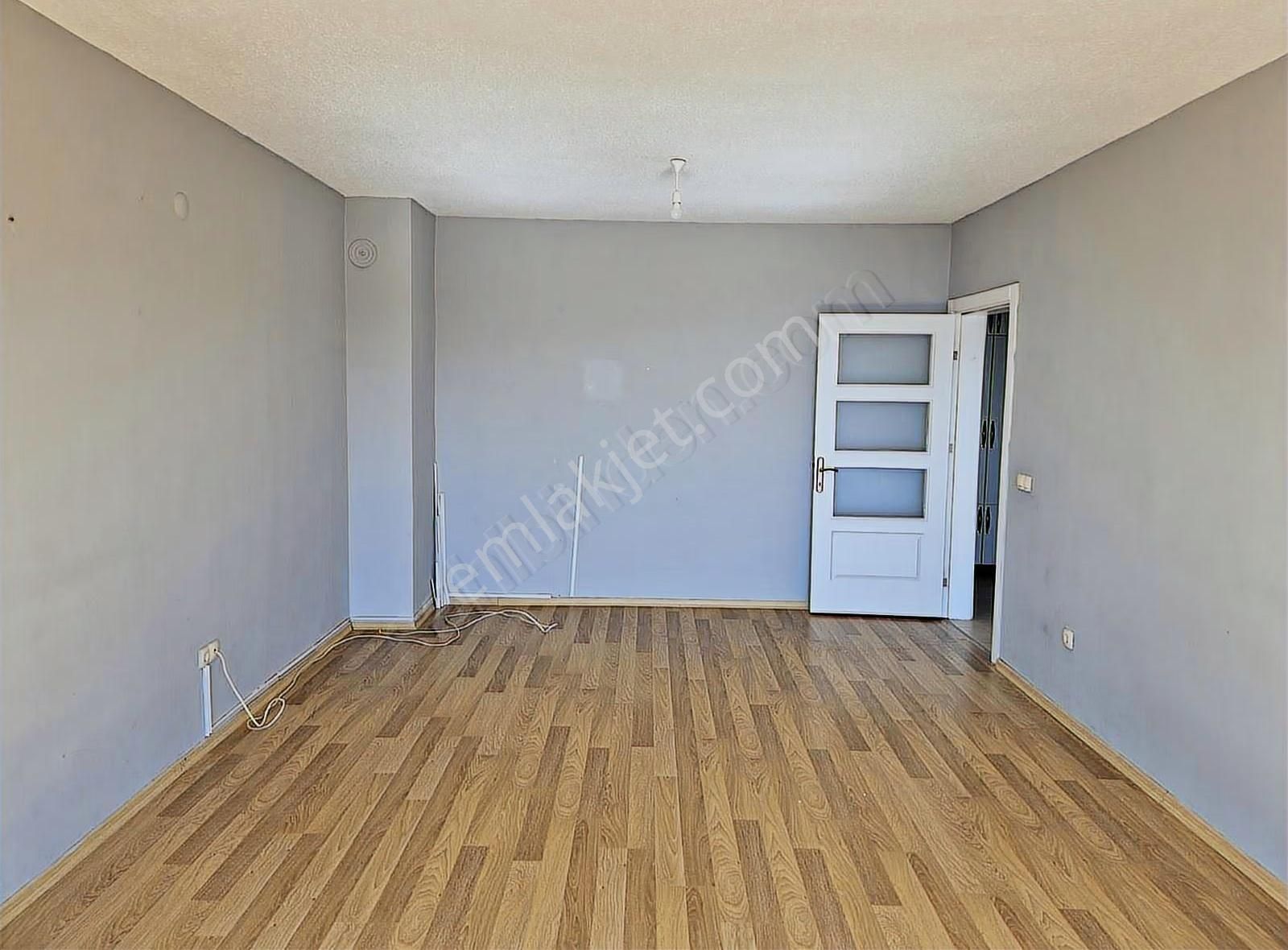 İpekyolu Yapı Emlak'tan Bundan Daha İyisi Yok Güney Cephe - Görsel 6