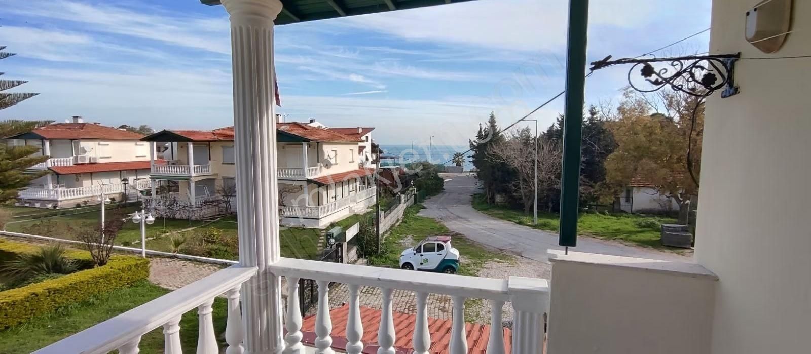 Denize 50 Adım Villa