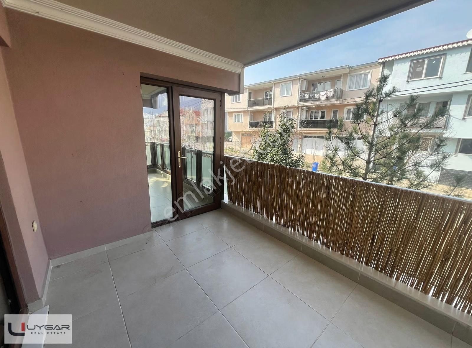 Çamlıcada Kiralık 3+1 Ferah Daire - Görsel 25