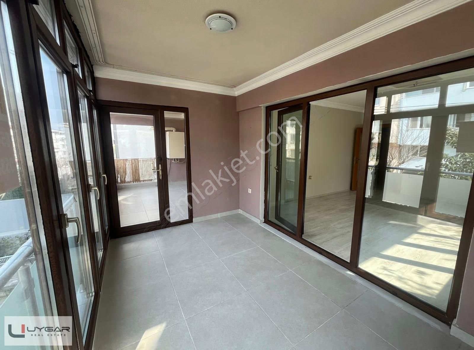 Çamlıcada Kiralık 3+1 Ferah Daire - Görsel 12