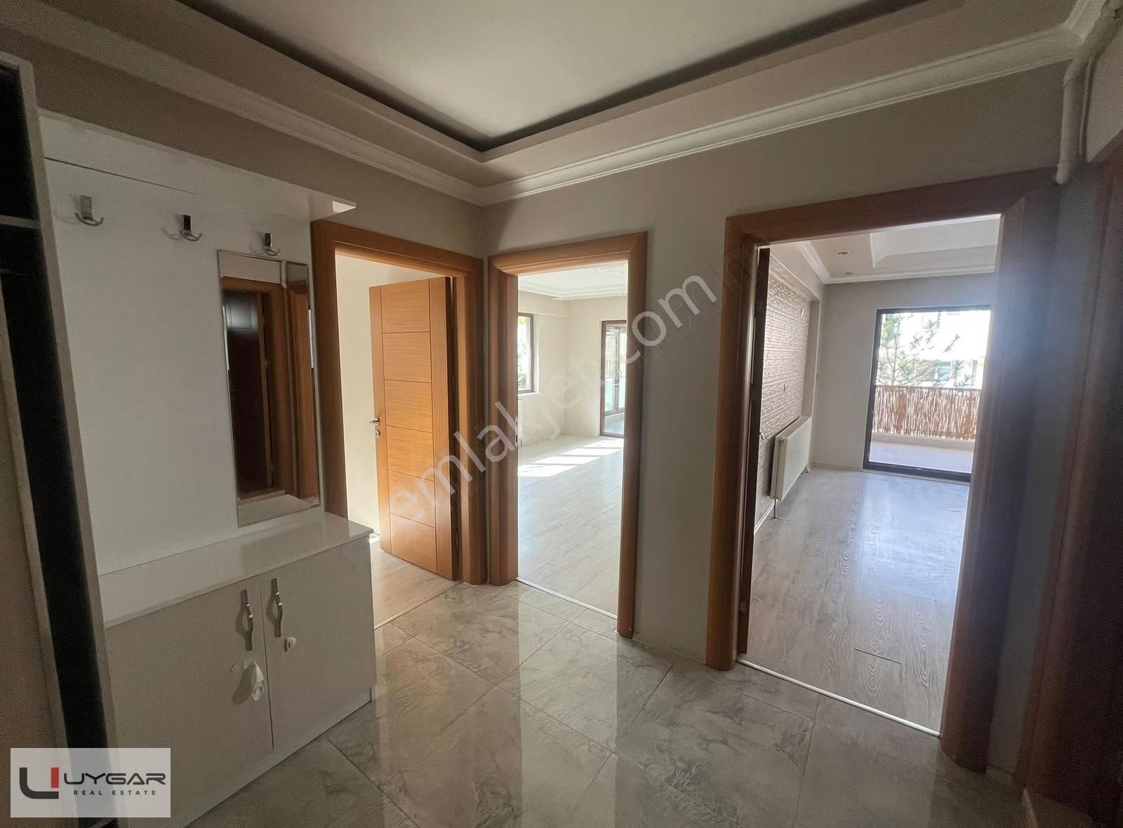 Çamlıcada Kiralık 3+1 Ferah Daire - Görsel 13