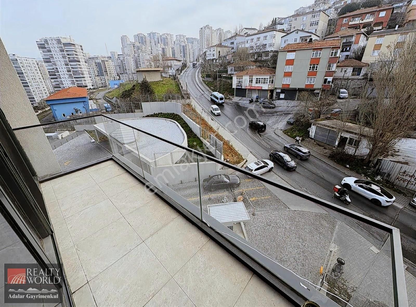 Kerem Kuru'dan Vakıf Gyo Tablo Adalar Büyüktip 1+1 Kiralık Daire - Görsel 13