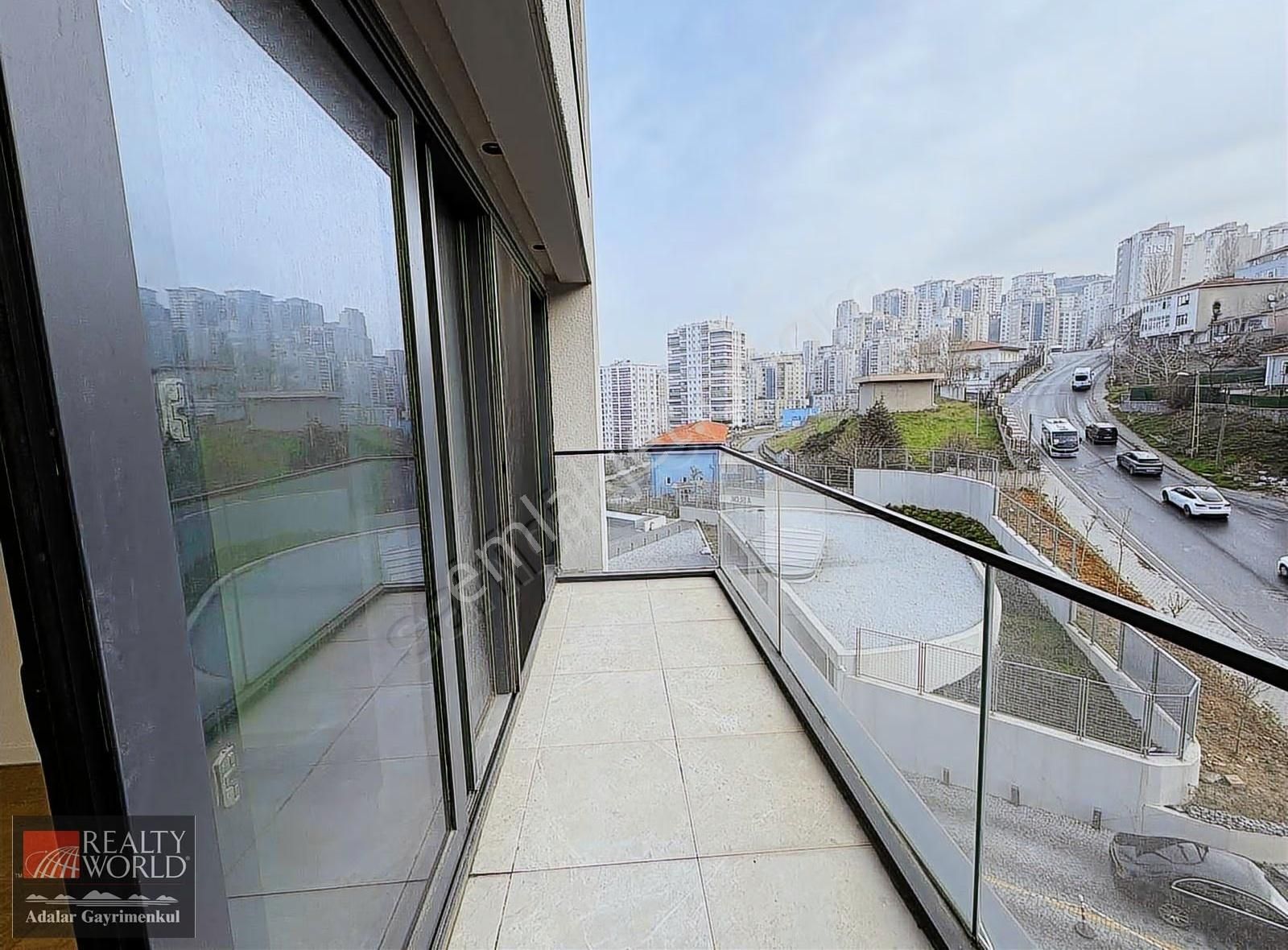 Kerem Kuru'dan Vakıf Gyo Tablo Adalar Büyüktip 1+1 Kiralık Daire - Görsel 3