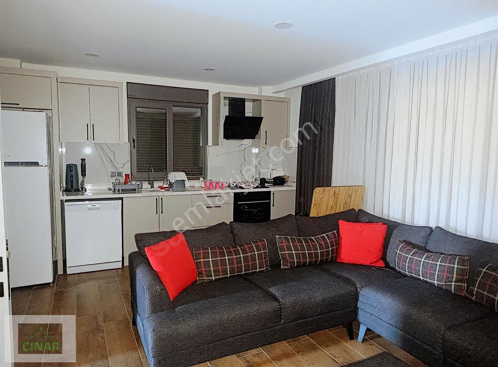 Antalya Döşemealtı Ful Eşyalı Havuzlu Kiralık 1+1