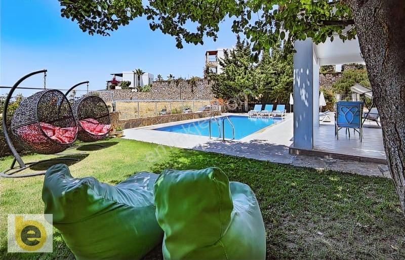 Koyunbabada Muhteşem Deniz Manzaralı, Havuzlu 3+1 Satılık Villa - Görsel 2