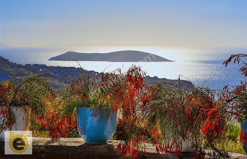 Koyunbabada Muhteşem Deniz Manzaralı, Havuzlu 3+1 Satılık Villa - Görsel 13