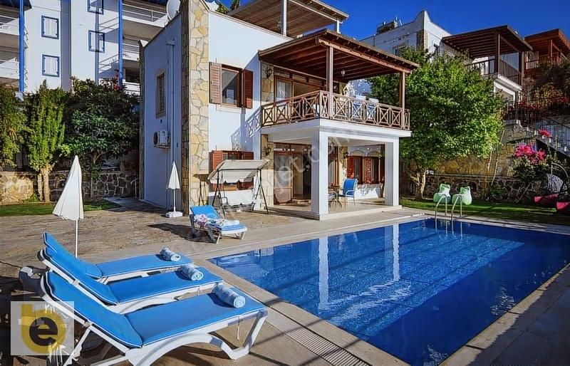 Koyunbabada Muhteşem Deniz Manzaralı, Havuzlu 3+1 Satılık Villa - Görsel 5