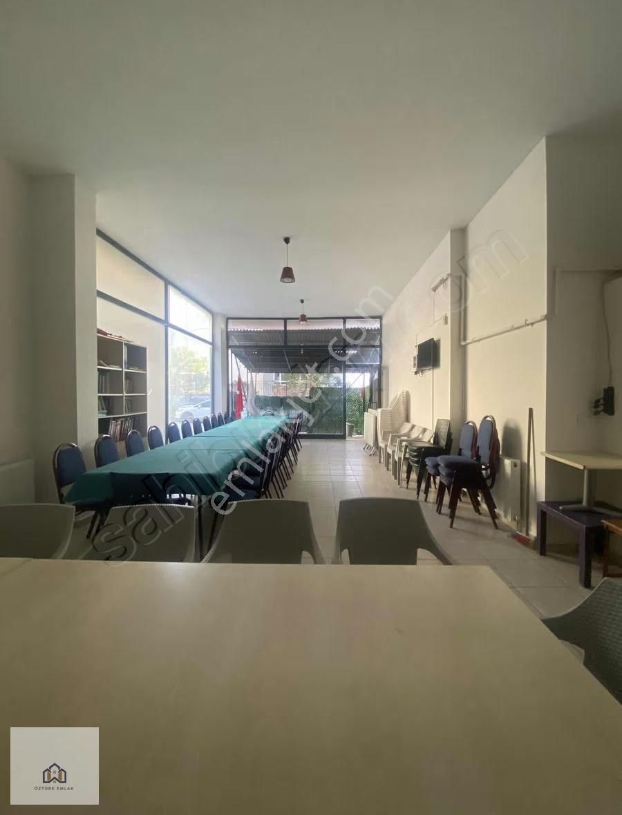 Sülüntepe Merkezde Geniş Kiralık Dükkan - Görsel 13