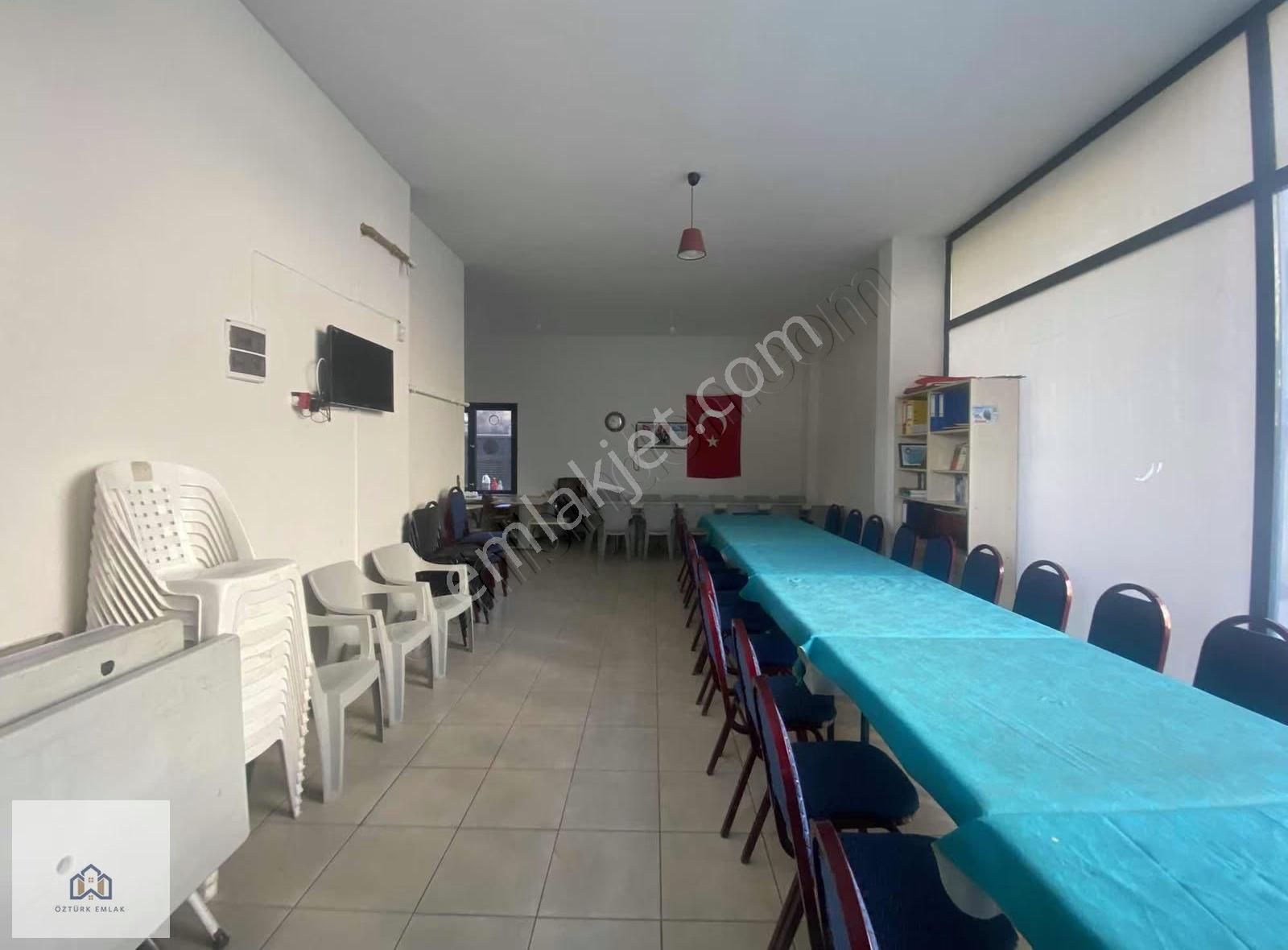 Sülüntepe Merkezde Geniş Kiralık Dükkan - Görsel 24