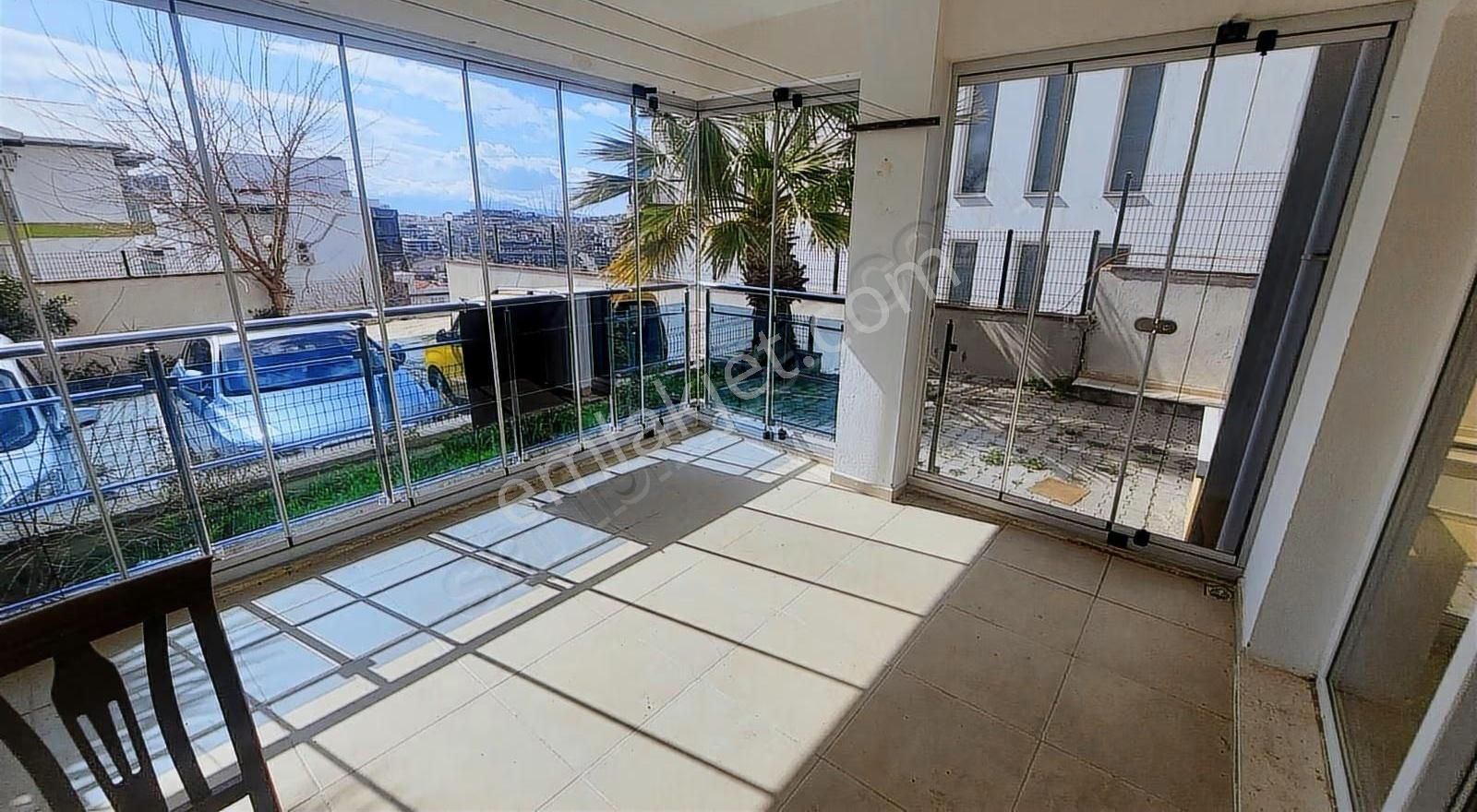 Kuşadası İkiçeşmelik Mahallesinde Satılık 3+1 150 M2 Daire. - Görsel 20