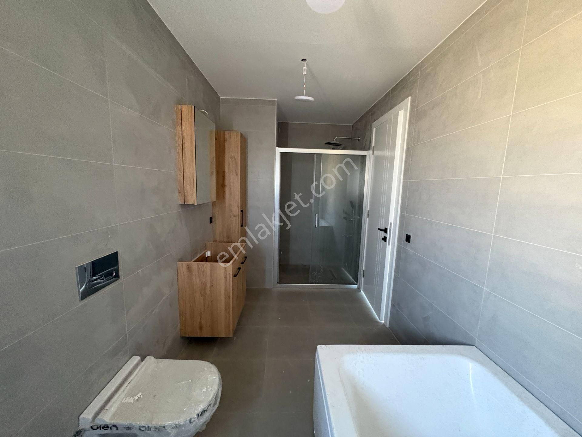 Kıyıkışlacık Deniz Manzaralı Sıfır 4+1 Müstakil Tripleks Villa - Görsel 19