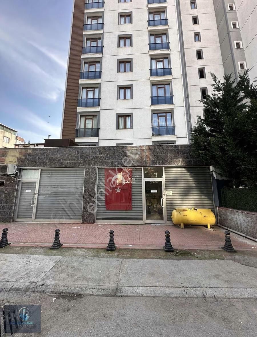 Metroya Yakın Hazır Kiracılı Yatırımlık Dükkan Açıklama Oku