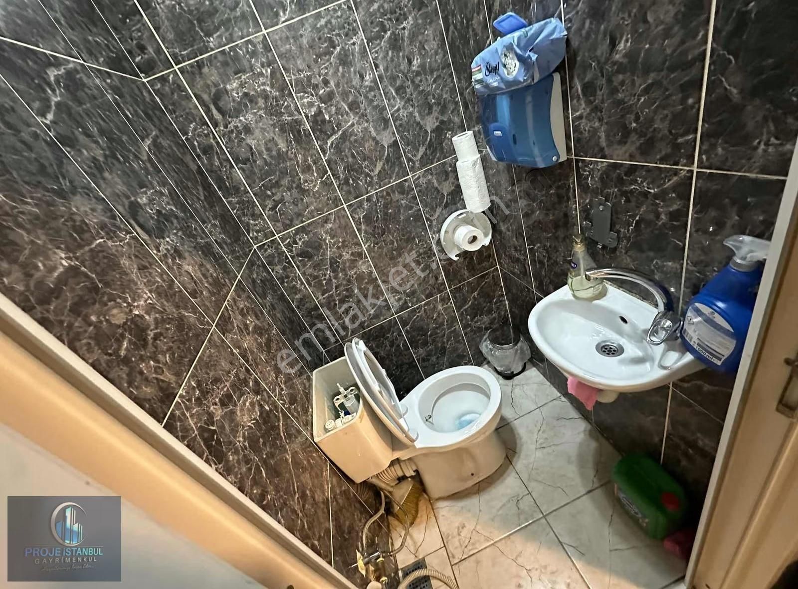 Metroya Yakın Hazır Kiracılı Yatırımlık Dükkan Açıklama Oku - Görsel 12