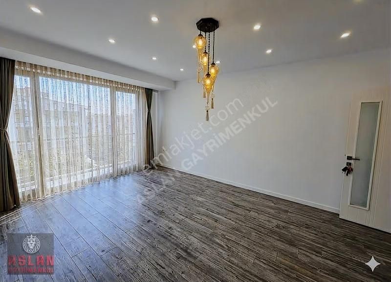 Aslan Emlak Gayrimenkul Batıkentte 2+1 Kiralık Daire - Görsel 7