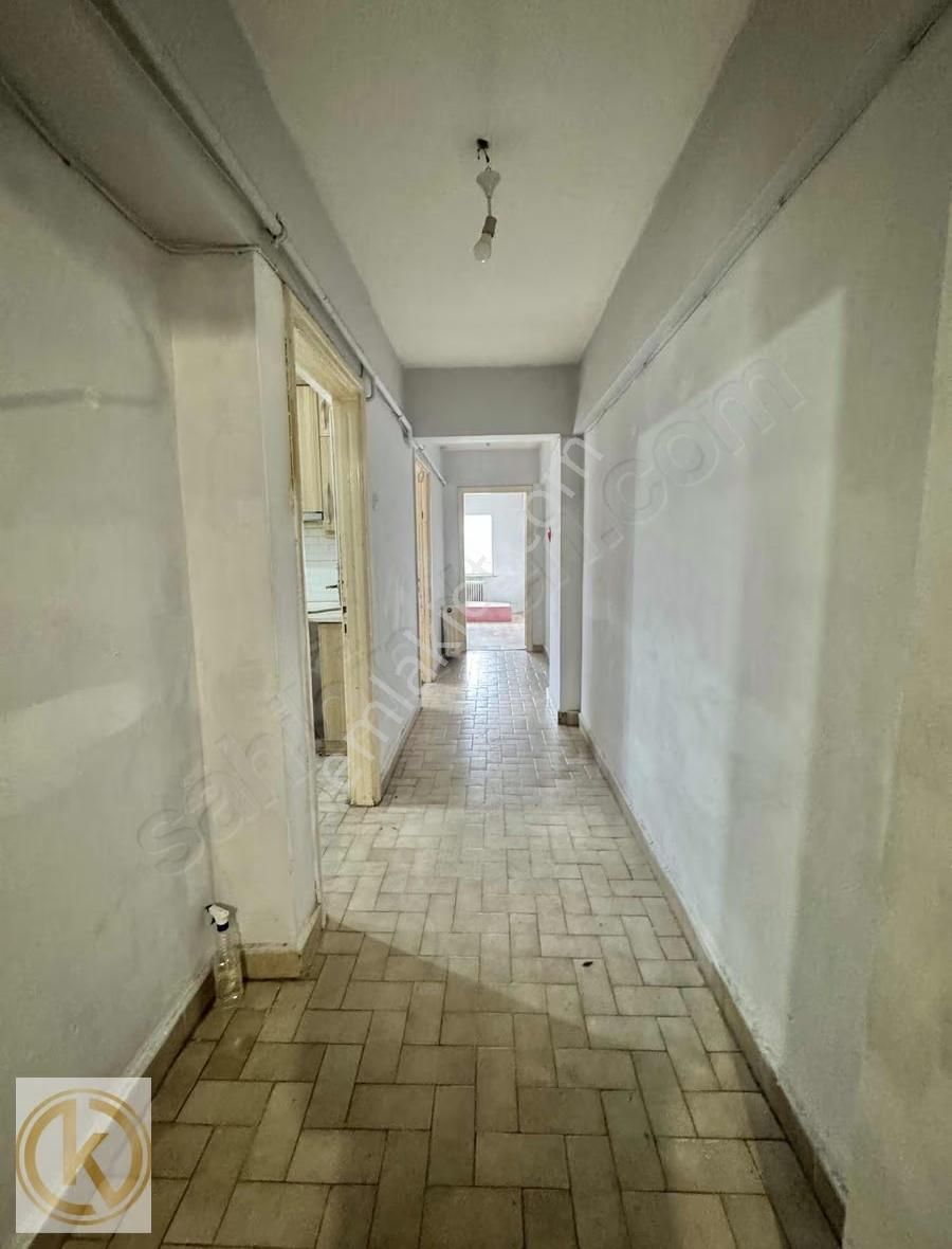 Kaymak Emlaktan Çarşıda Yabancıya Uygun 2+1 100 M2 Kiralık Daire - Görsel 11