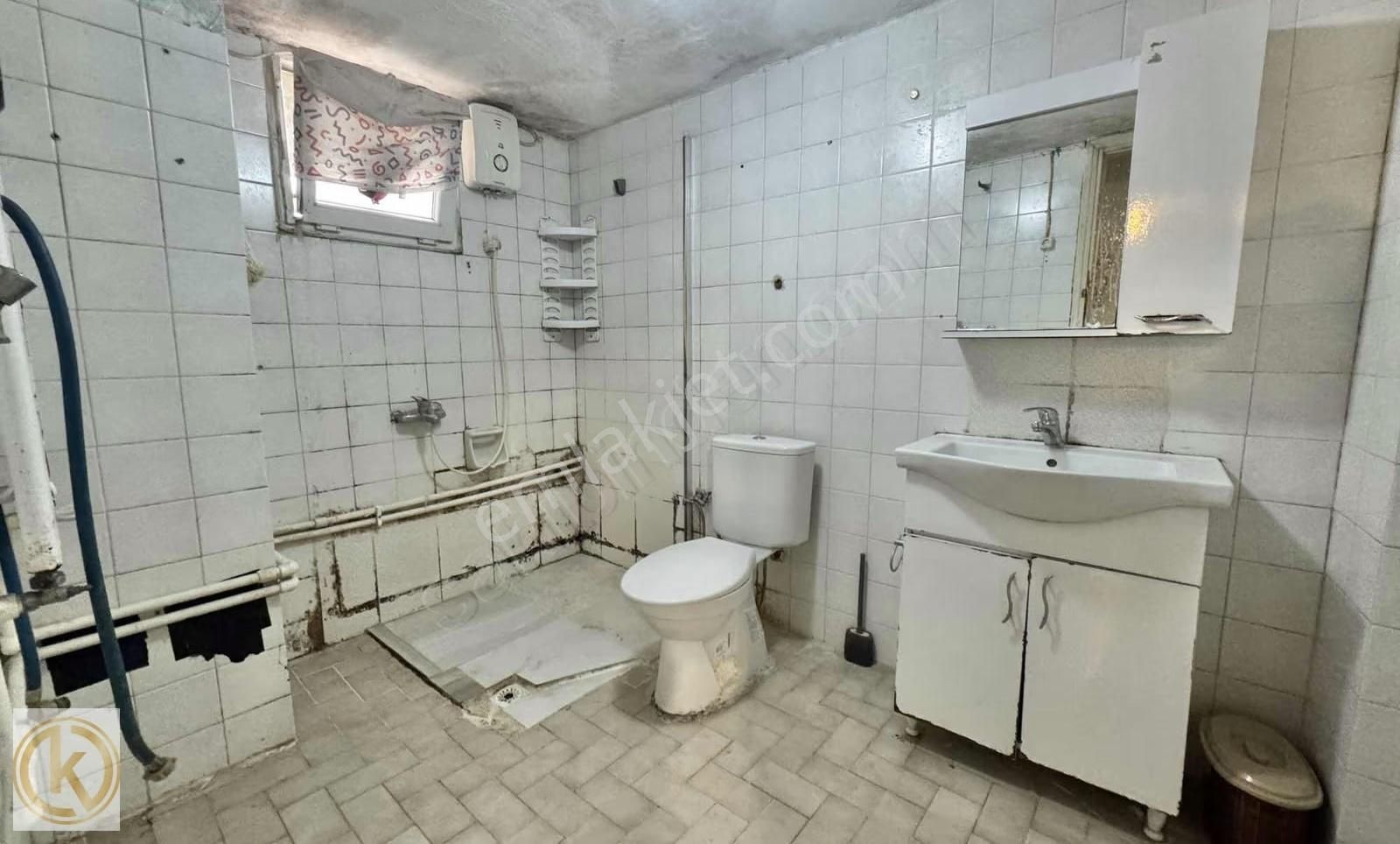Kaymak Emlaktan Çarşıda Yabancıya Uygun 2+1 100 M2 Kiralık Daire - Görsel 16