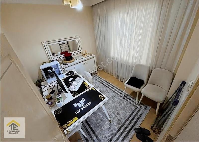 Basın Caddesi Ve Yunus Emre Cad Yakını Yüksek Giriş 3+1 Emsalsiz - Görsel 6