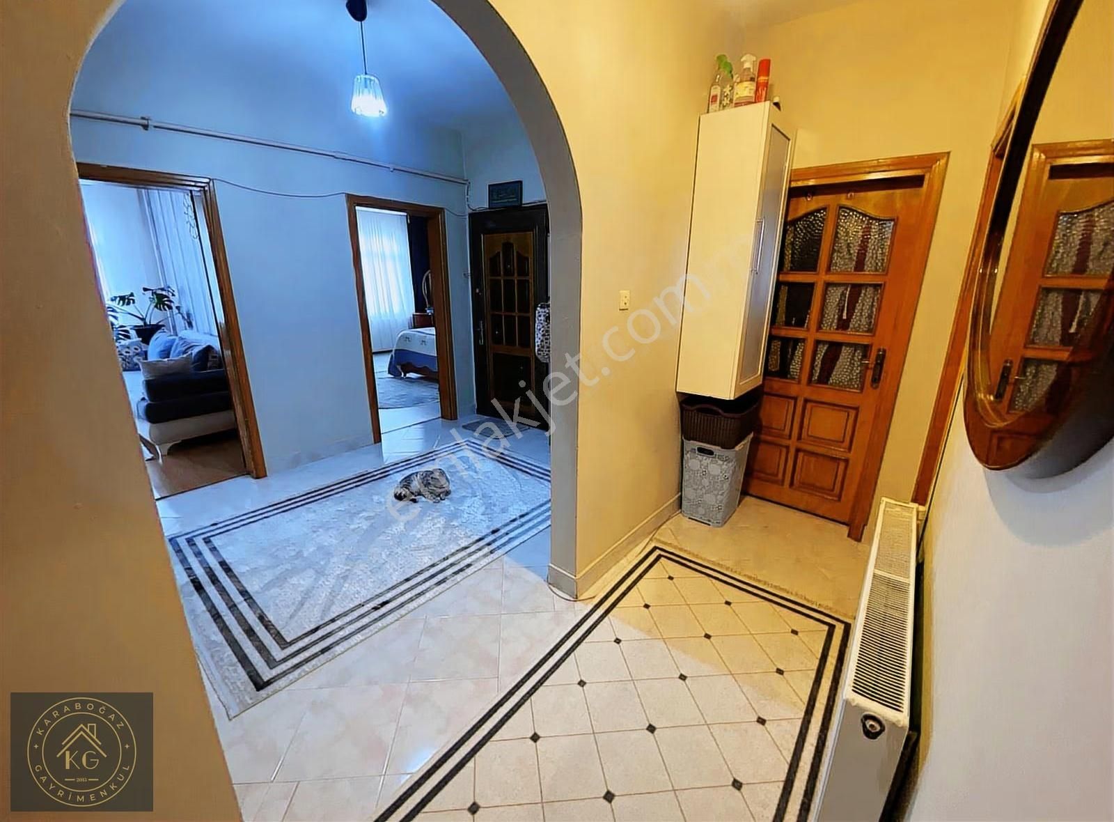 Maltepe Girne Mahallesi Merkezi Lokasyonda 120 M2 3+1 - Görsel 24