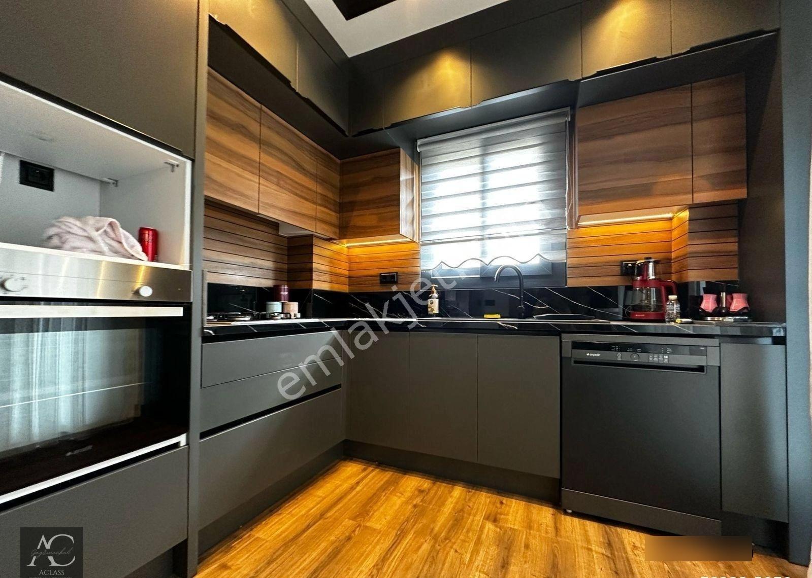 Merkeze Yakın-guvenlık-havuz-otopark-full Eşyalı-lüx Kiralık 3+1 Daire - Görsel 35