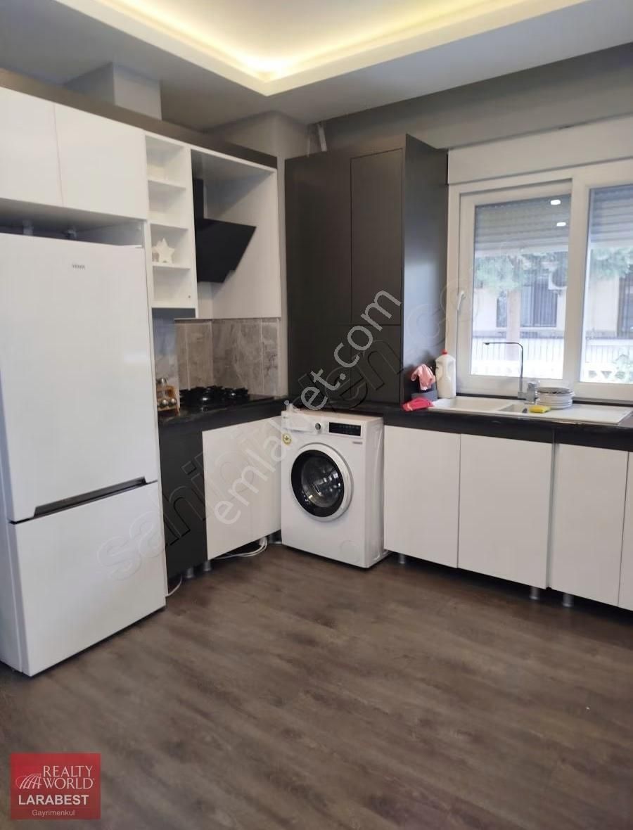 Yeşilbahçe De Satılık Genis 2+1 Bahce Katı Daire - Görsel 8