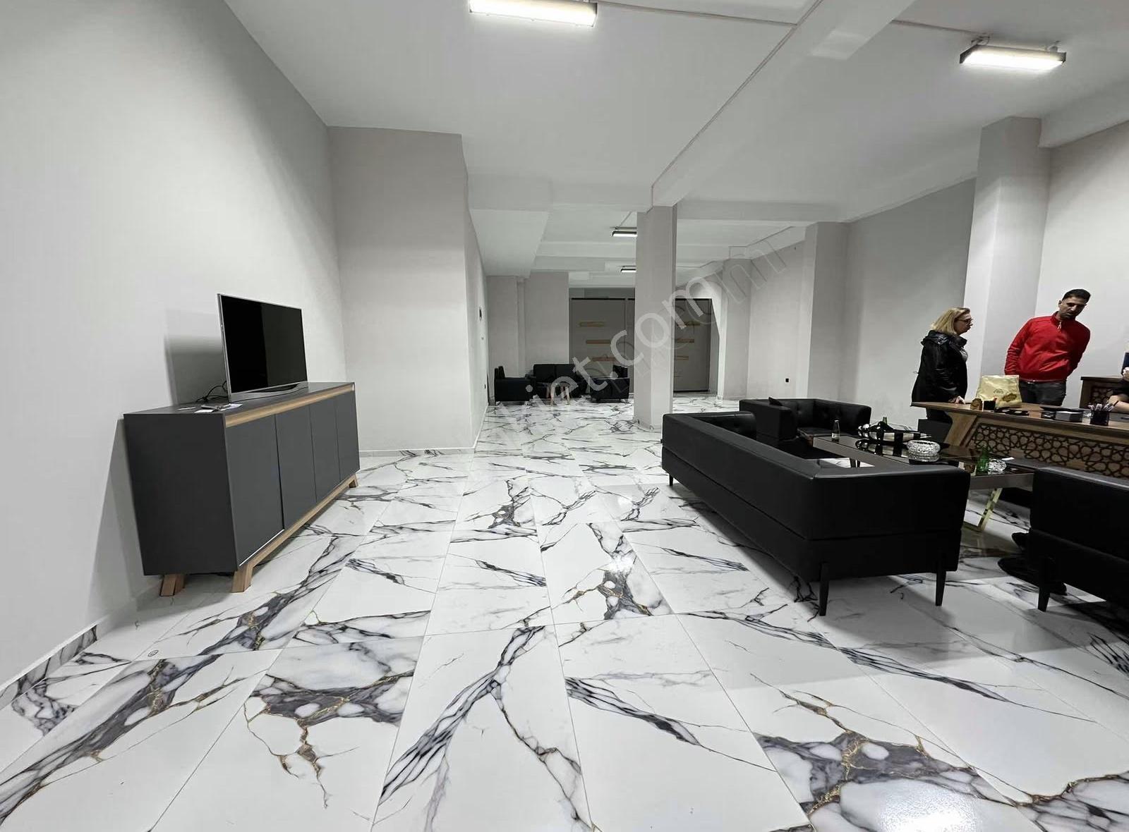 Silifke Atatürk Çad Üzerinde Satılık Dükkan 125m2 - Görsel 5