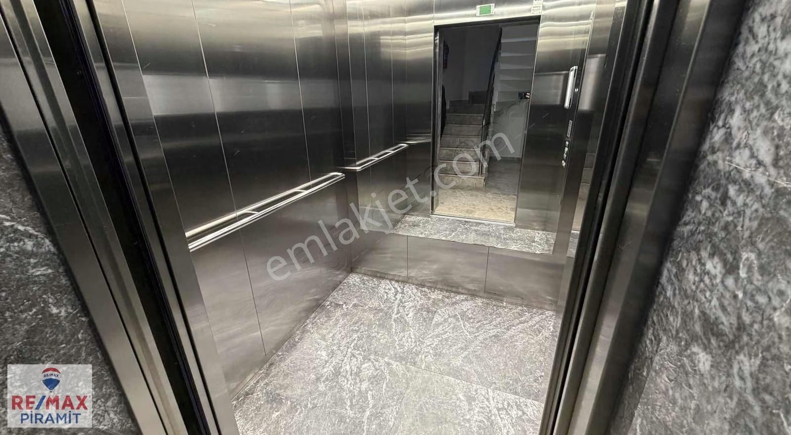 Lüks Site İçerisinde,geniş,ferah 4+1 Satılık Daire.kaçırmayın..! - Görsel 18