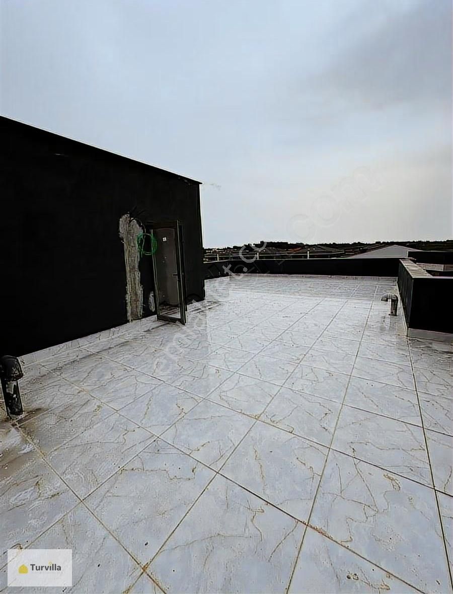 Site İçinde Akıllı Sistemli Yatırımlık Lüks Villa Özel Havuz - Görsel 9