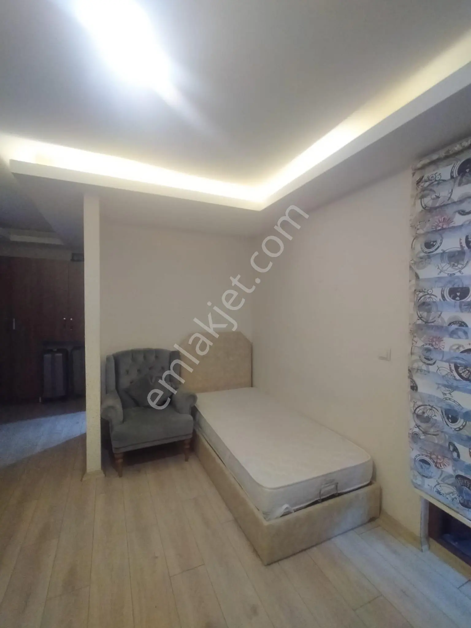 Atamarin'den Eşyalı 1+0 Kiralık Daire
