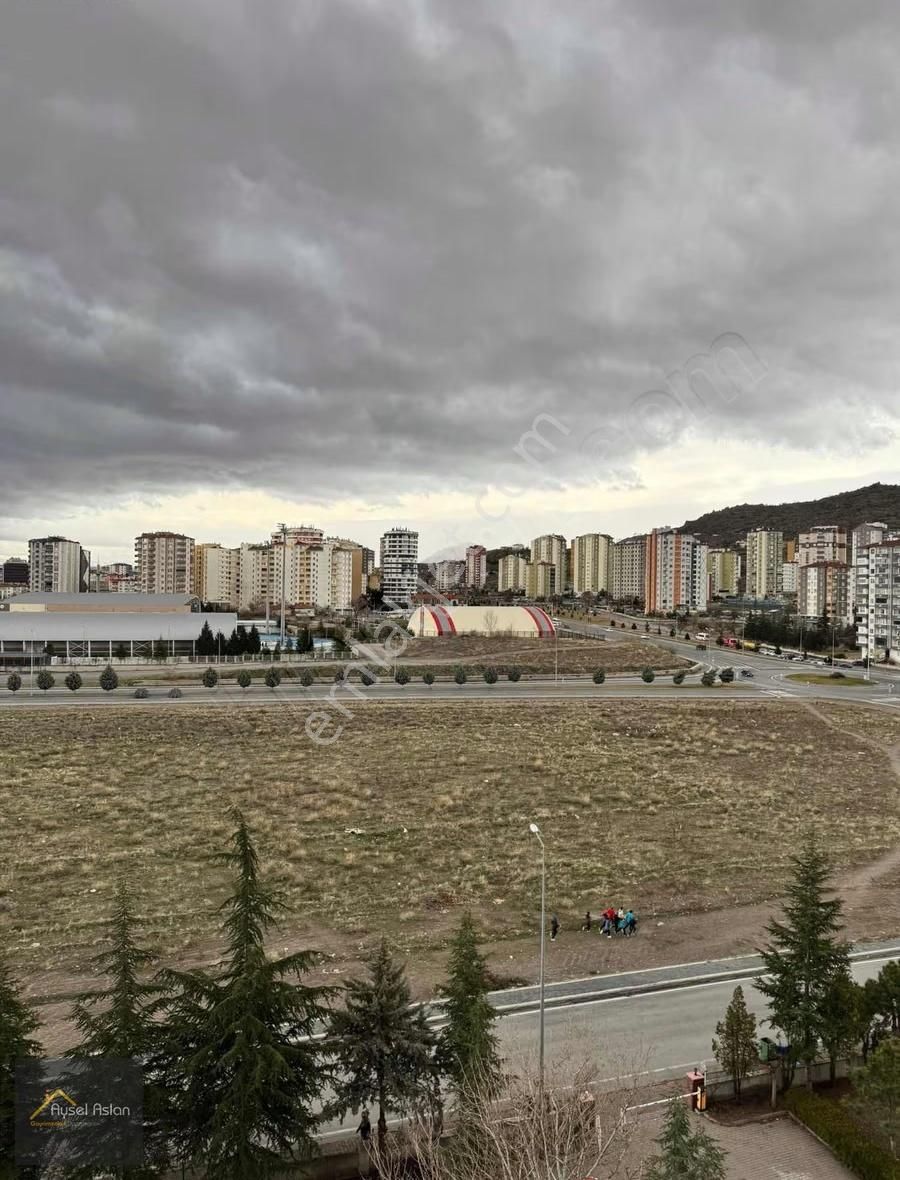 Esentepe'de Stadyum Cepheli 3+1 Satılık Daire - Görsel 17