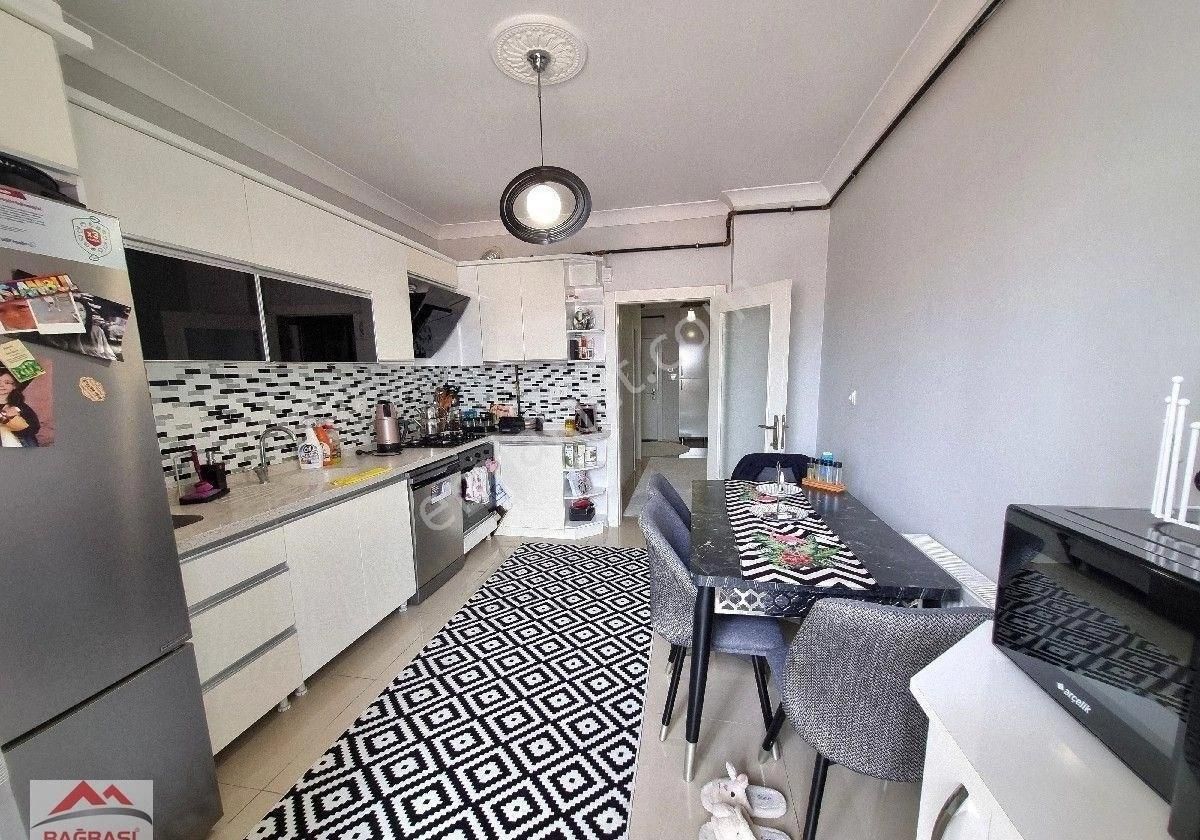 Yayla Mah Seyitler Caddesi 2+1'den Bozma 1+1+kiler Arakat Çift Balkonlu Geniş Fulyapılı Manzaralı - Görsel 16