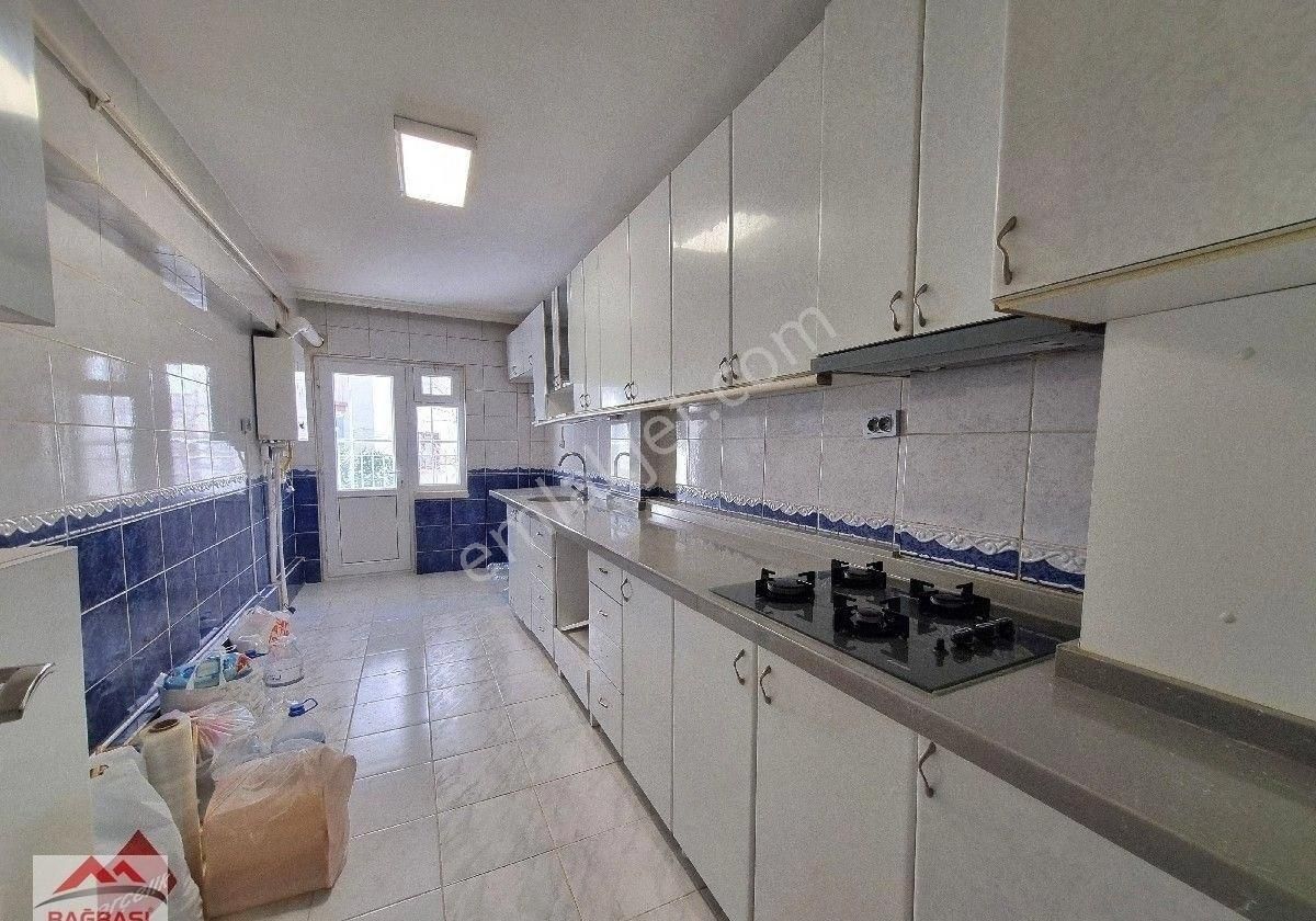 Emrah Mah Yarenlik Sokak'ta 3+1 Ortakat Ful Yapılı Cam Balkonlu - Görsel 2