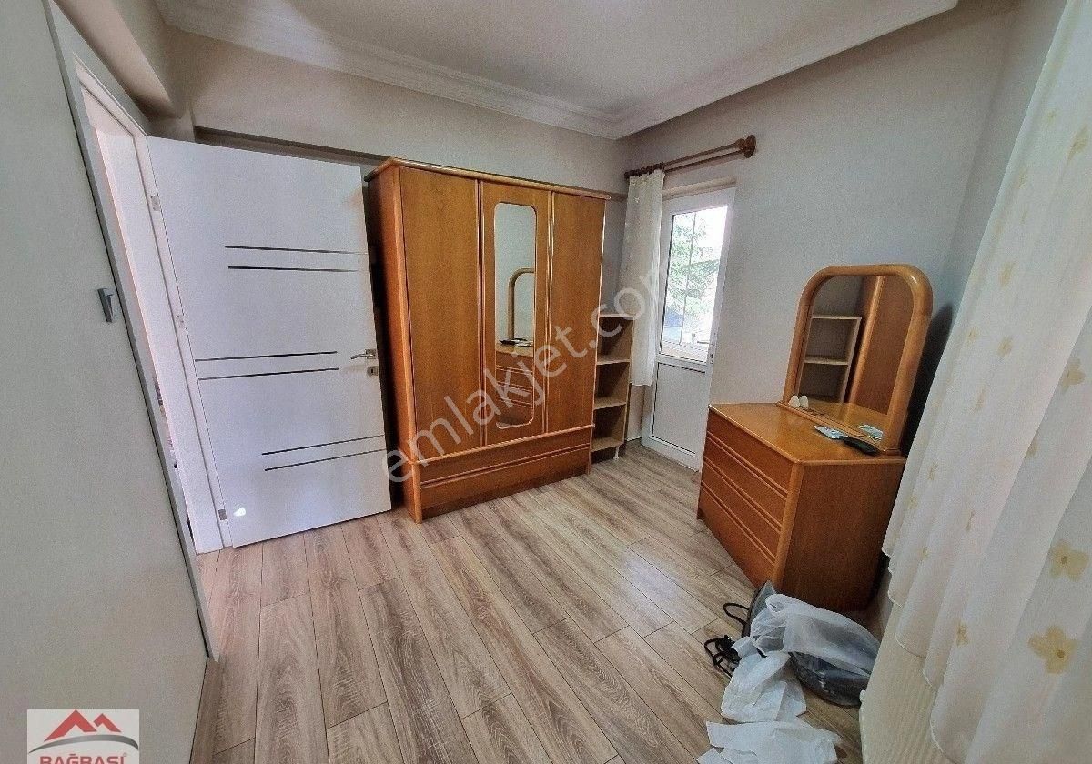 Emrah Mah Yarenlik Sokak'ta 3+1 Ortakat Ful Yapılı Cam Balkonlu - Görsel 8