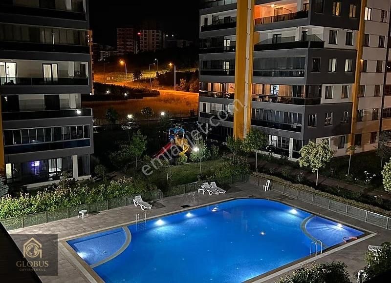 Kızılcıklı Gold Lıfe 2 Sitesinde Havuz Cephe 3+1 Kiralık Daire