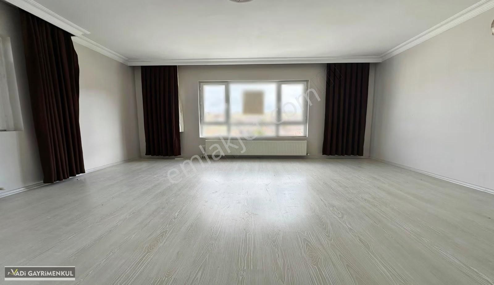 Vadi'den Bağlum Merkeze Yakın-geniş Kullanım Alanlı-kiralık 3+1! - Görsel 33