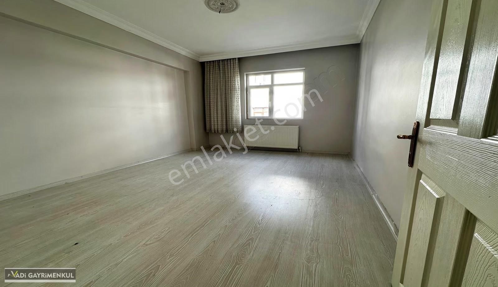 Vadi'den Bağlum Merkeze Yakın-geniş Kullanım Alanlı-kiralık 3+1! - Görsel 15