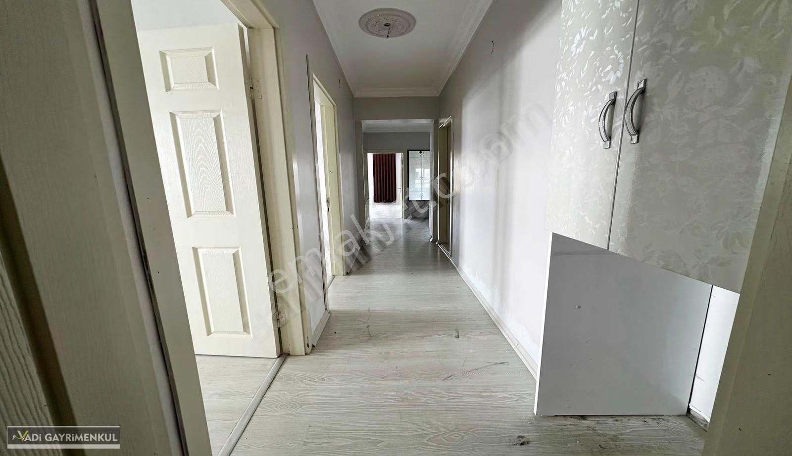 Vadi'den Bağlum Merkeze Yakın-geniş Kullanım Alanlı-kiralık 3+1! - Görsel 20