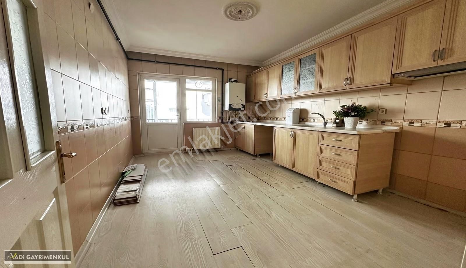 Vadi'den Bağlum Merkeze Yakın-geniş Kullanım Alanlı-kiralık 3+1! - Görsel 32