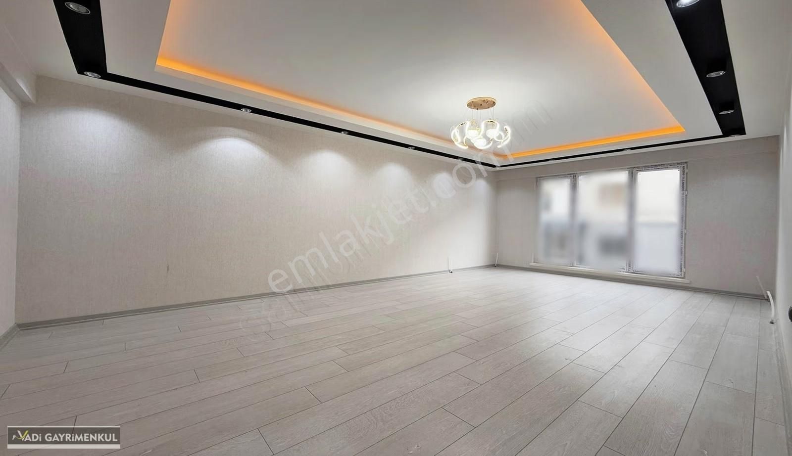 Vadi'den Hisar'da Sıfır Bulvar Yakını İskanlı E.banyolu 3+1! - Görsel 2