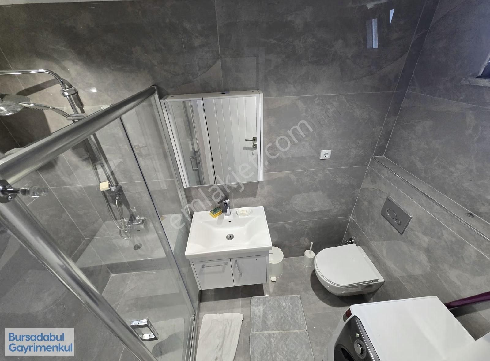 Bursadabul'dan Barış Mah. Ayrı Mutfak Eşyalı 1+1 Kiralık Daire - Görsel 6