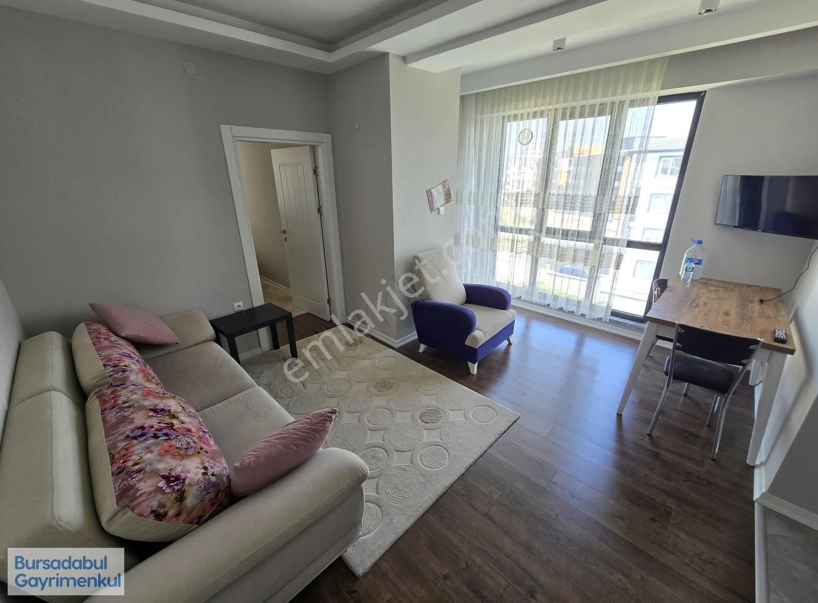 Bursadabul'dan Barış Mah. Ayrı Mutfak Eşyalı 1+1 Kiralık Daire - Görsel 3