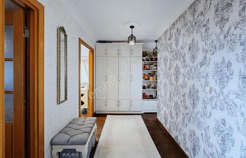 Gayrımenkulıst'ten Adnan Kahvecide Kısa Katlı Masrafsız Daire - Görsel 6