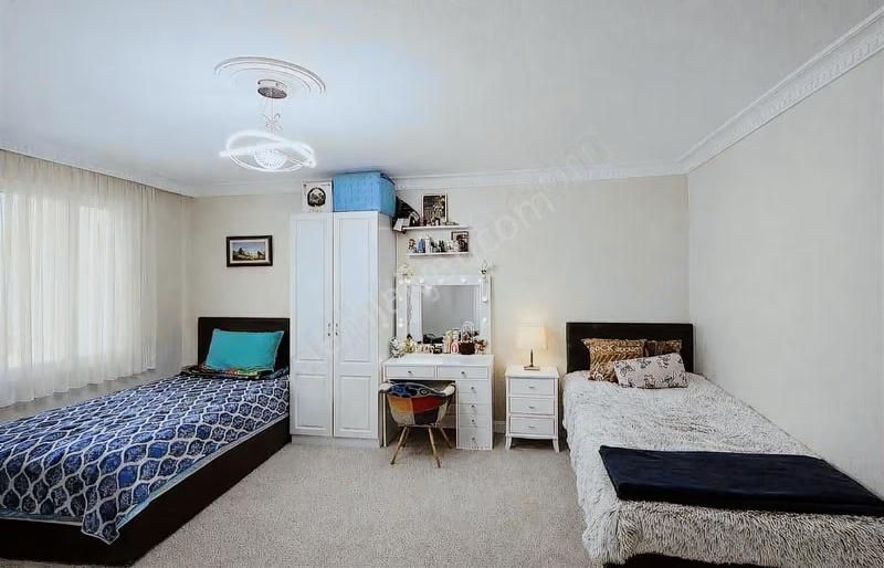 Gayrımenkulıst'ten Adnan Kahvecide Kısa Katlı Masrafsız Daire - Görsel 7